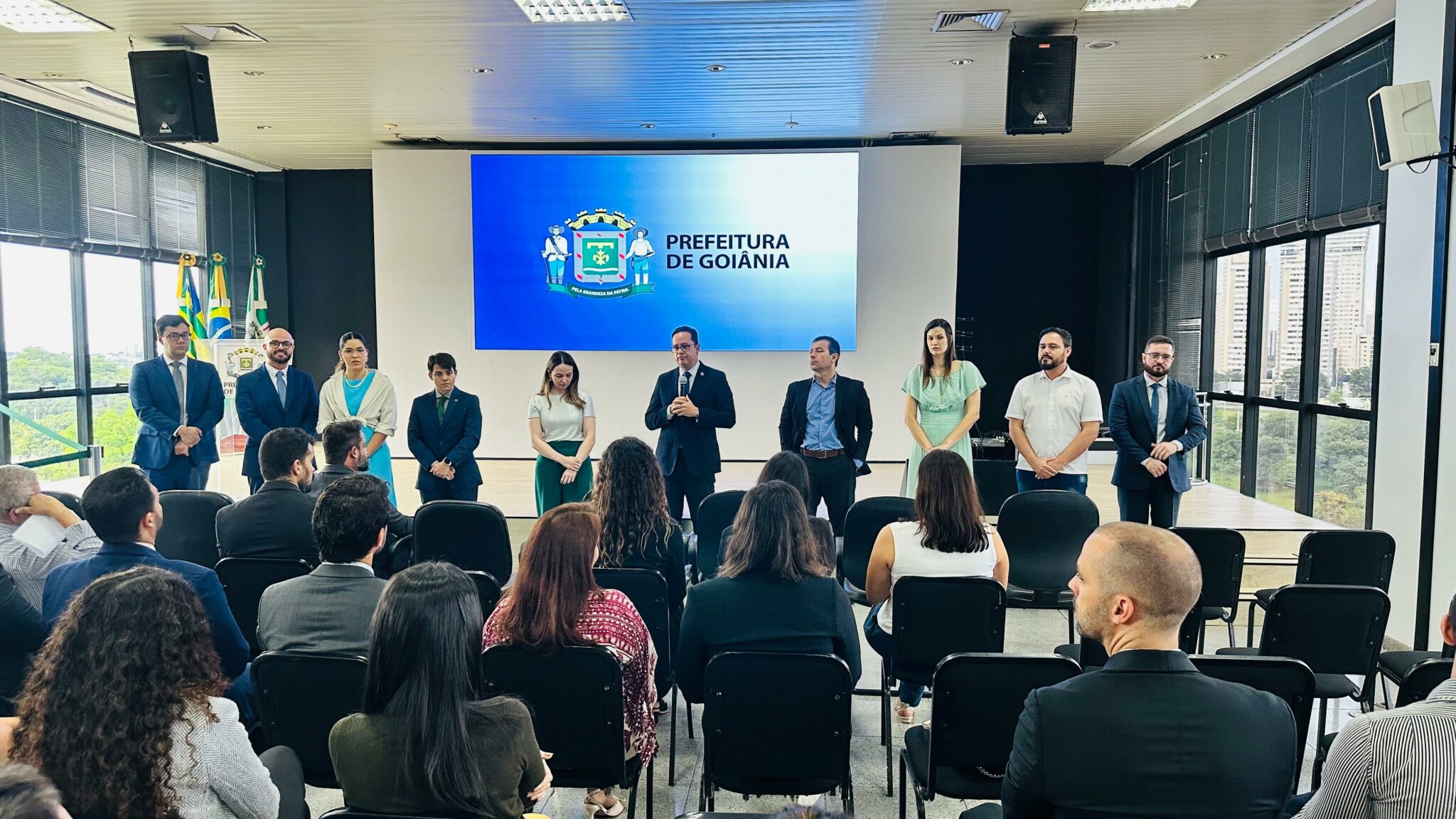 PGM de Goiânia Reforça Compromisso com Legalidade e Interesse Público em Reunião Estratégica