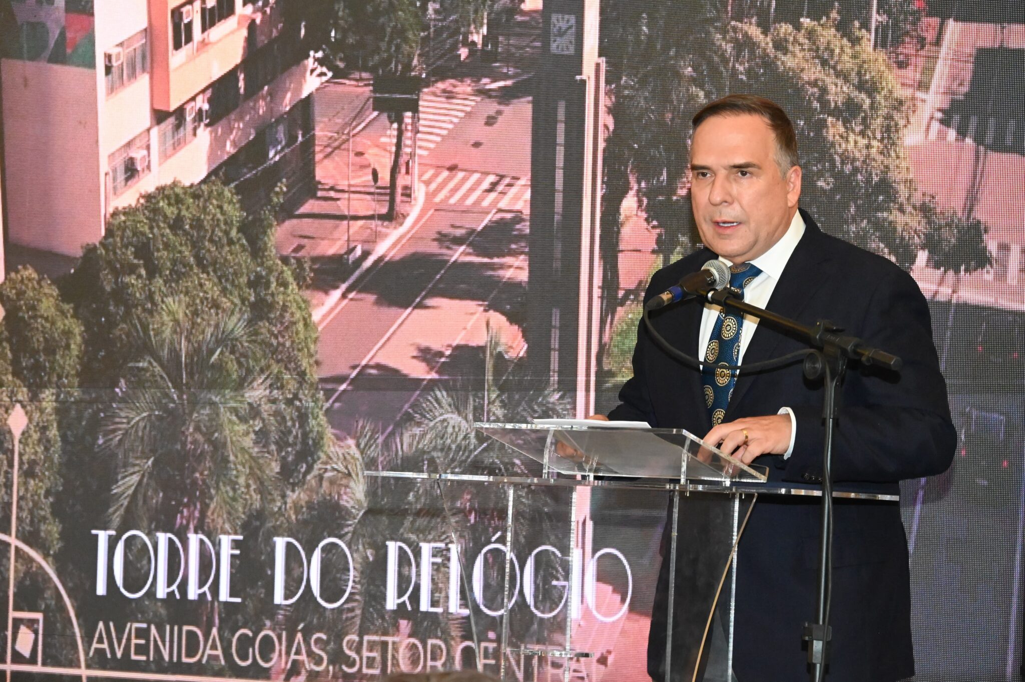 Mabel anuncia desapropriação do antigo Jóquei Clube para criar Palácio da Cultura