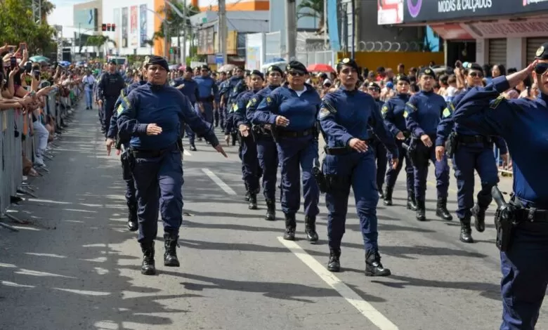 Aparecida de Goiânia celebra 103 anos com desfile cívico e bolo gigante