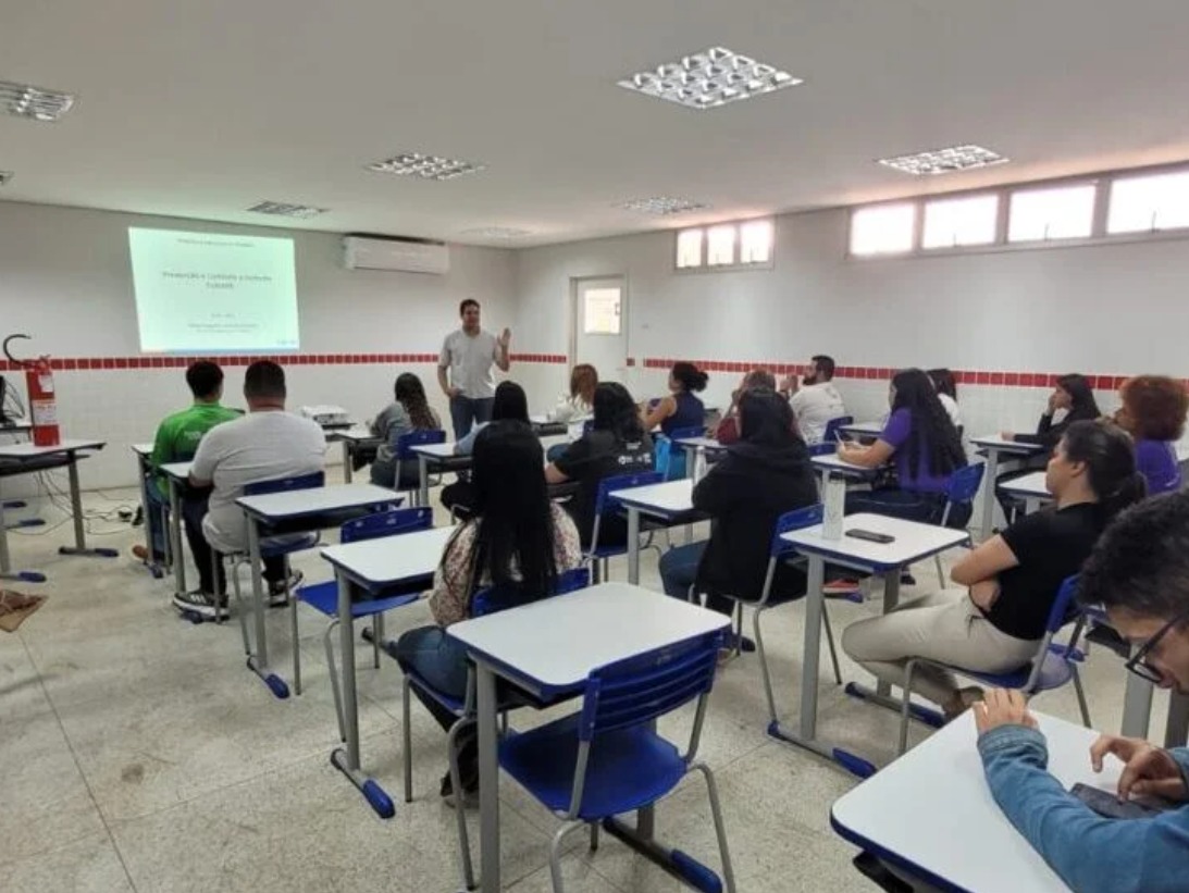 Prefeito inaugura 22º Grande Arraial de Goiânia com entrada franca e doação de alimentos