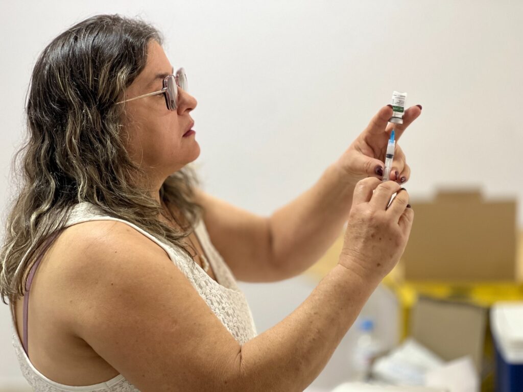 Goiânia abre 26 pontos de vacinação no primeiro sábado de cada mês