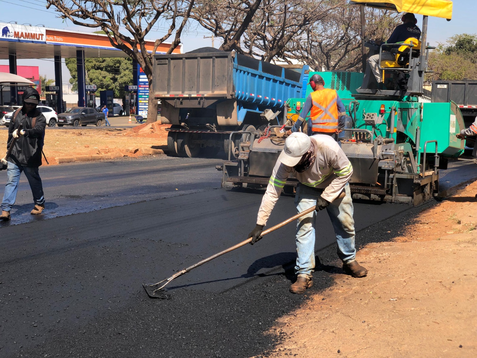 Obras de asfalto na Avenida Vera Cruz entram em fase final