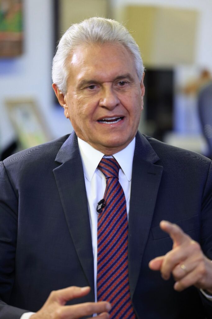 Goiás empossa 41 analistas ambientais do concurso de 2023