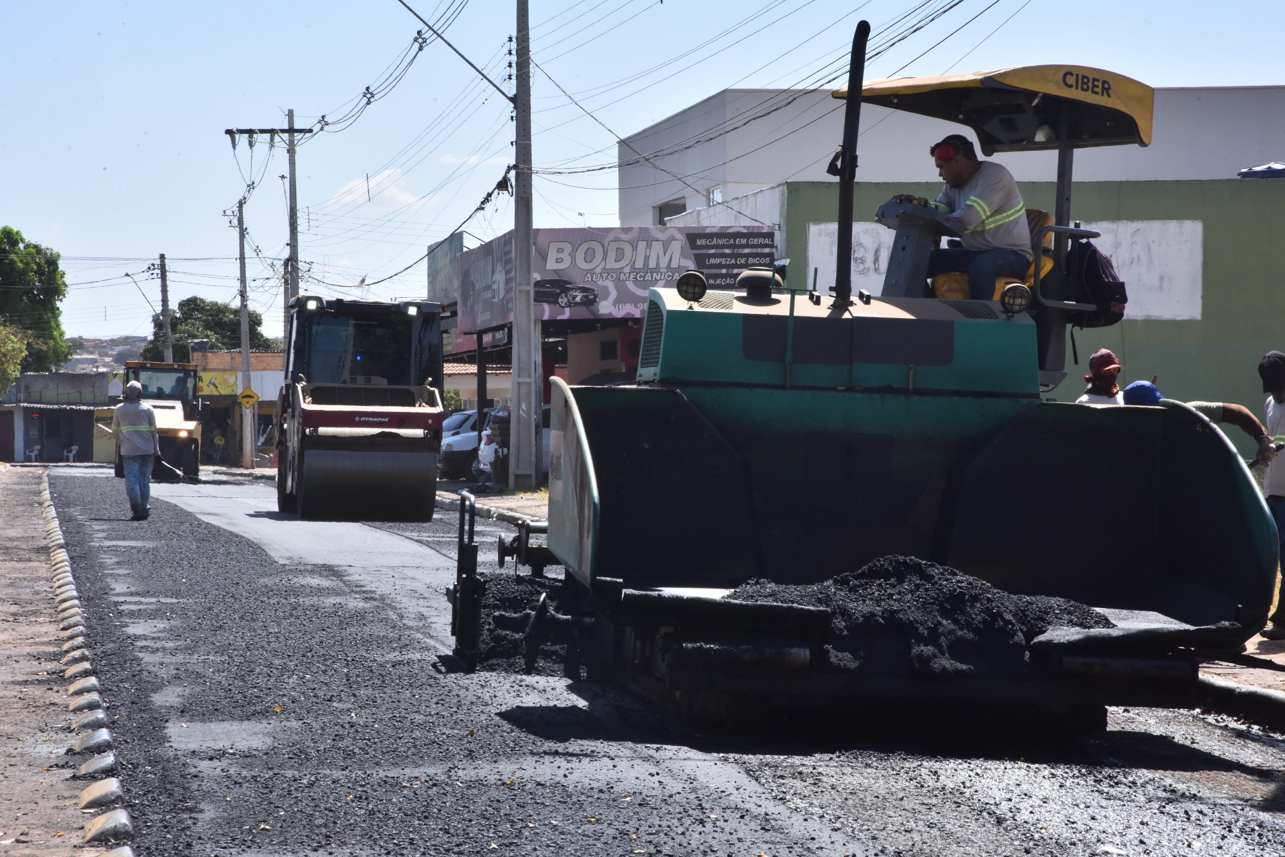 Prefeitura e Goinfra iniciam 5ª semana de recapeamento em Aparecida
