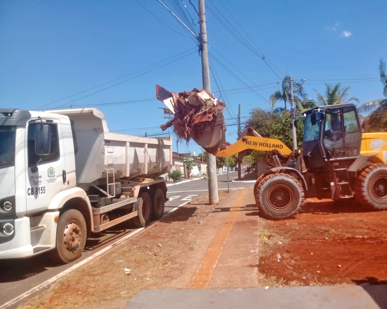 Comurg mobiliza 250 servidores para zeladoria em 56 bairros do Oeste de Goiânia