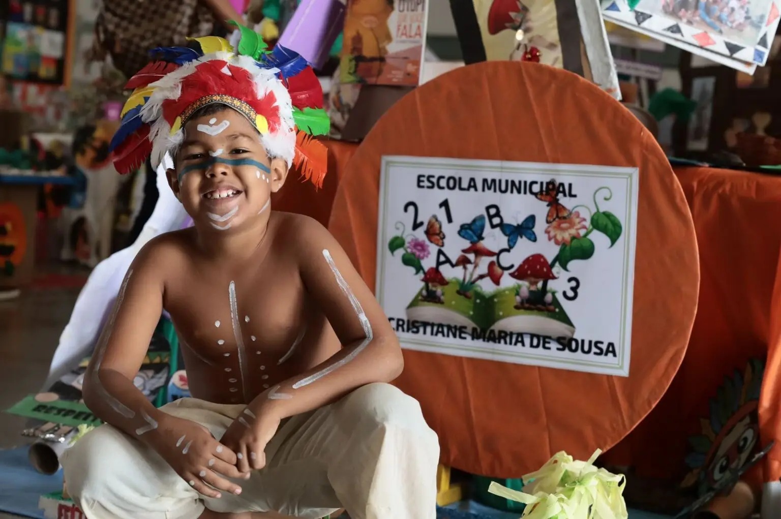 Escolas de Aparecida Promovem 1ª Mostra Pedagógica com Foco na Identidade Afro-Indígena