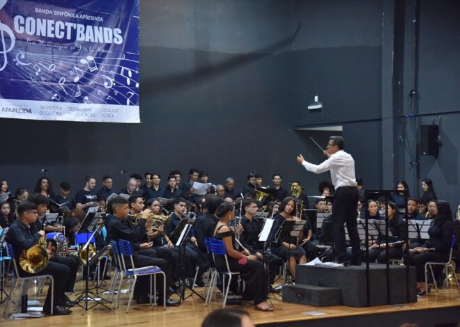 Concerto de fim de ano da Escola de Música de Aparecida emociona no Anfiteatro Municipal
