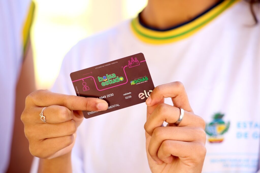 Atenção estudantes! Saldo atual do cartão Bolsa Estudo poderá ser utilizado até 31 de março