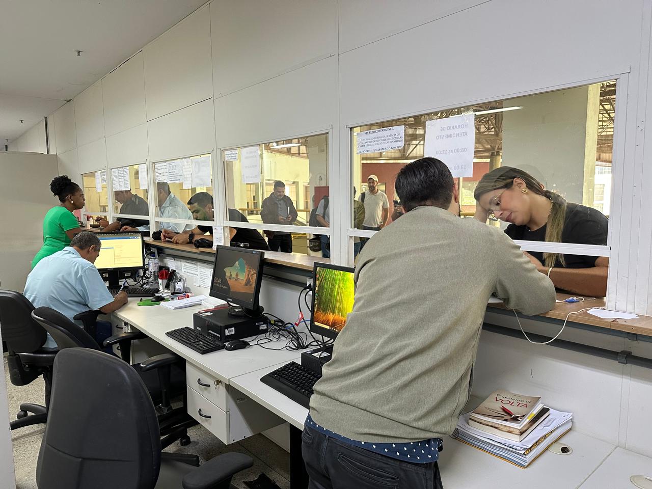 Prefeitura de Goiânia divulga balanço de 2025 e avança em processos de trabalhadores ambulantes
