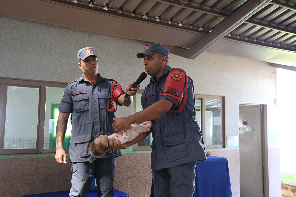 Lei Lucas: Prefeitura treina profissionais da Educação de Aparecida para dar primeiros socorros