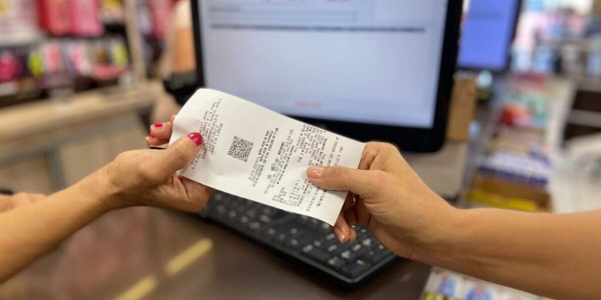 Nota Fiscal Goiana sorteia R$ 1,2 milhão em prêmios na quinta‑feira