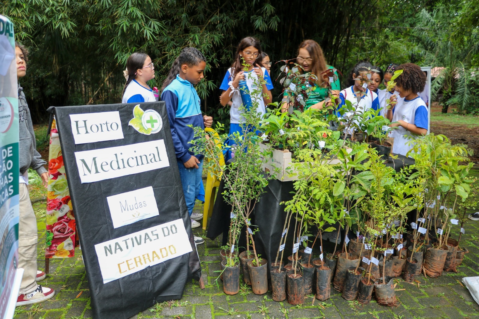 Mais de 1,4 mil estudantes da rede municipal participam de ações ambientais na 4ª Expedição Rio Meia Ponte