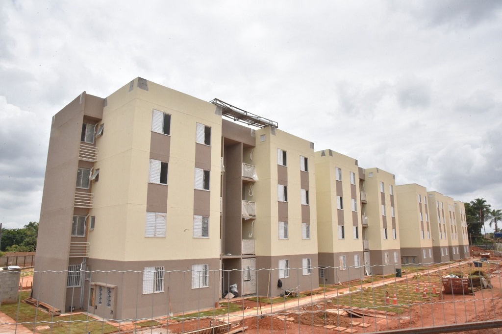 Prefeitura, Agehab e Governo Federal divulgam lista das famílias aptas à entrega de documentação para apartamentos do MCMV
