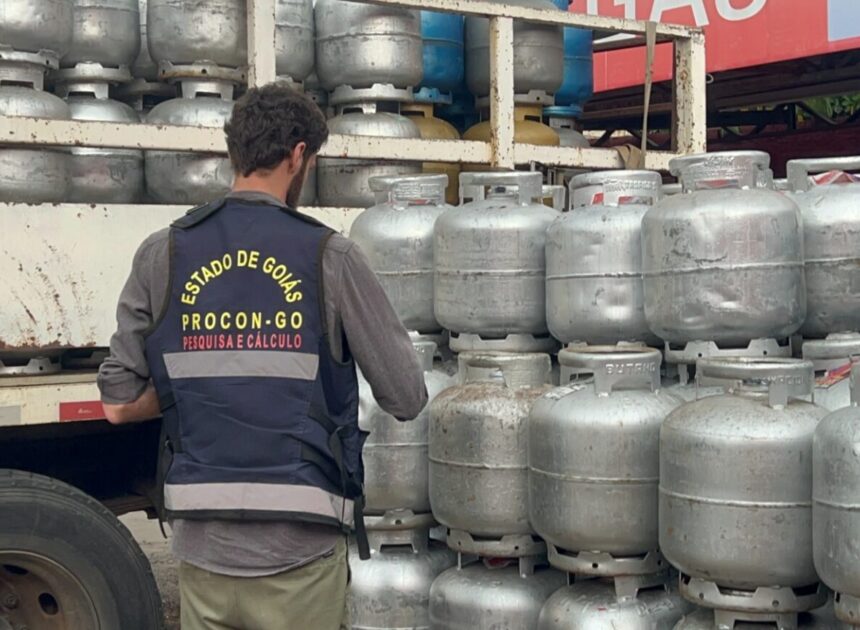 Pesquisa do Procon Goiás identifica variação de até 27% no preço do gás de cozinha