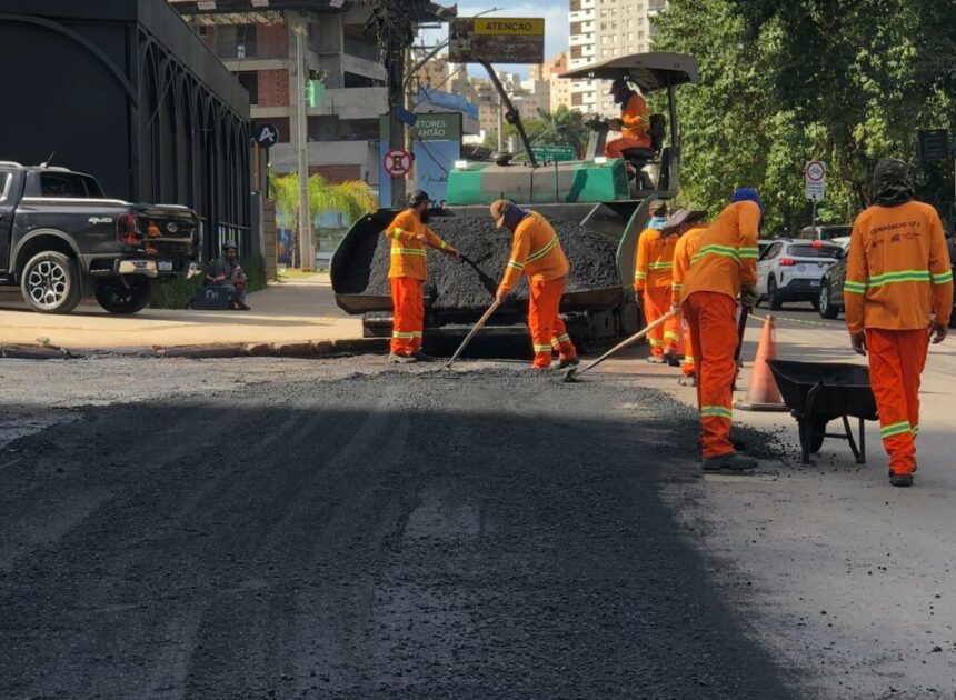 Prefeitura de Goiânia conclui recapeamento da Rua T-55 em 52 horas dentro do Programa Asfalto Novo