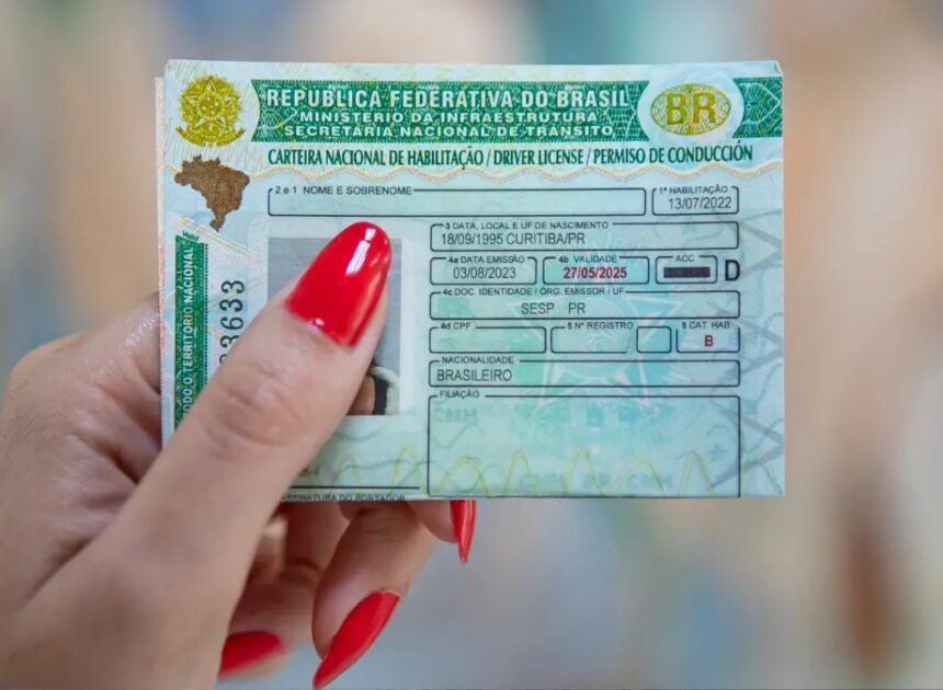 Programa Mais Motoristas abre inscrições para mudança gratuita de categoria da CNH em Goiânia