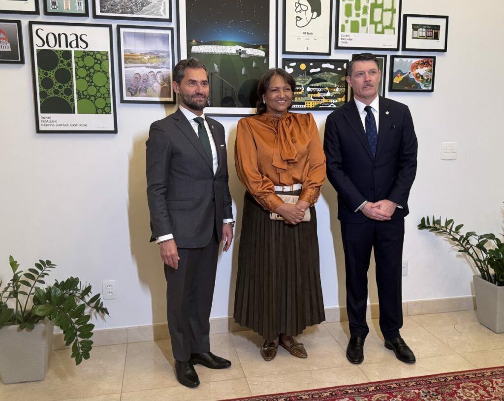 Vice‑prefeita Coronel Cláudia Lira representa Goiânia em cerimônia do Conselho da União Europeia