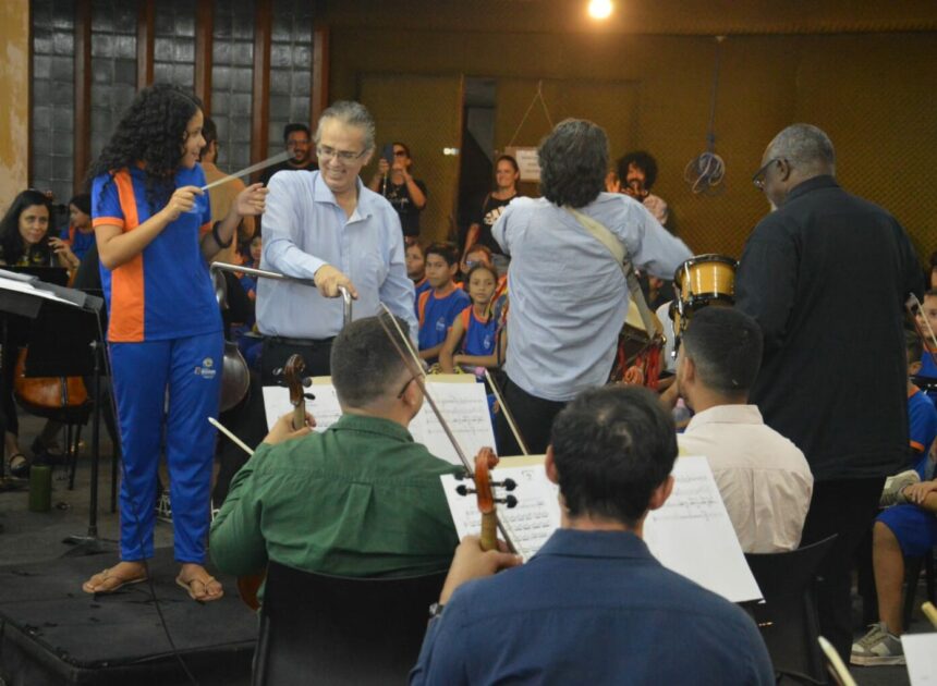 Orquestra Sinfônica de Goiânia recebe alunos da rede municipal em concerto exclusivo