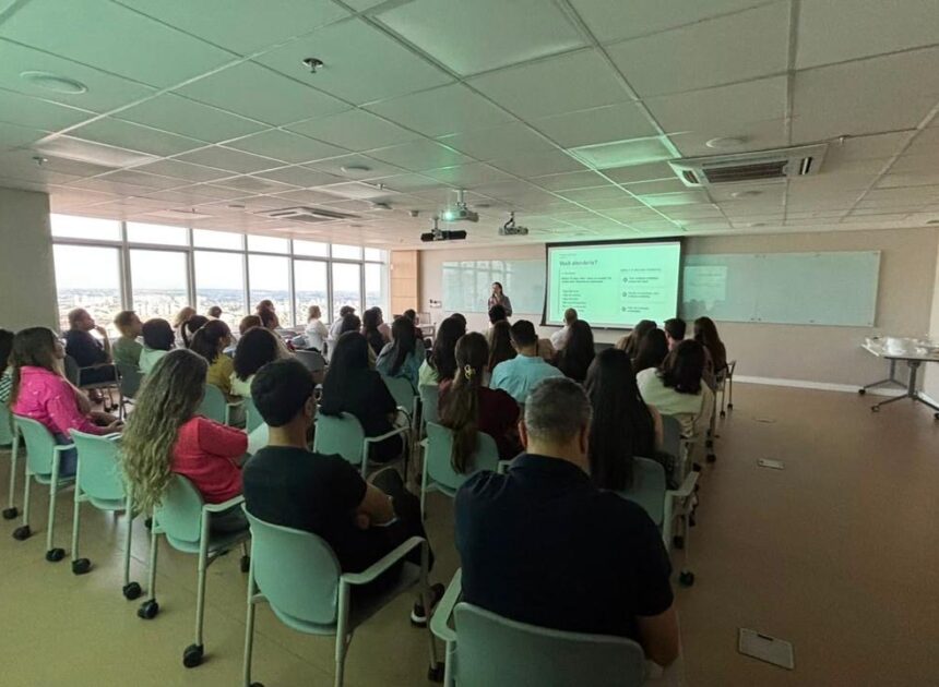 HMAP treina profissionais para fortalecer o cuidado odontológico de pacientes com problemas cardíacos em Aparecida