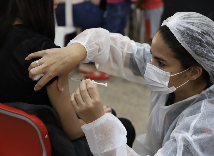 Aparecida promove Dia D da Multivacinação com 34 pontos neste sábado